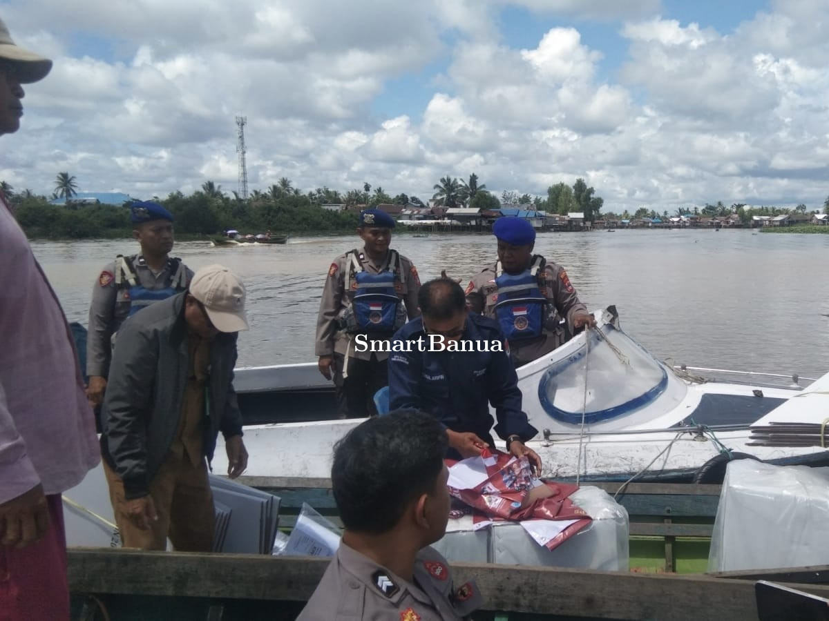 Pengawalan Ketat Pendistribusian Logistik Pilkada 2024 di Wilayah Banjarmasin Timur.