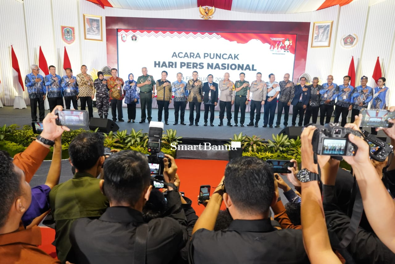 Puncak Hari Pers 2025, PWI Pusat Anugerahi Gubernur Kalsel  H. Muhidin Pena Mas 