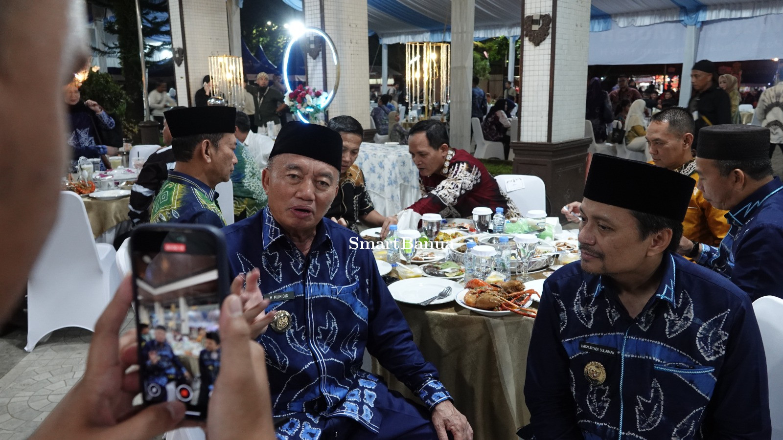 Hari Pertama Ramadan, Gubernur dan Wagub Berbuka Puasa Bersama