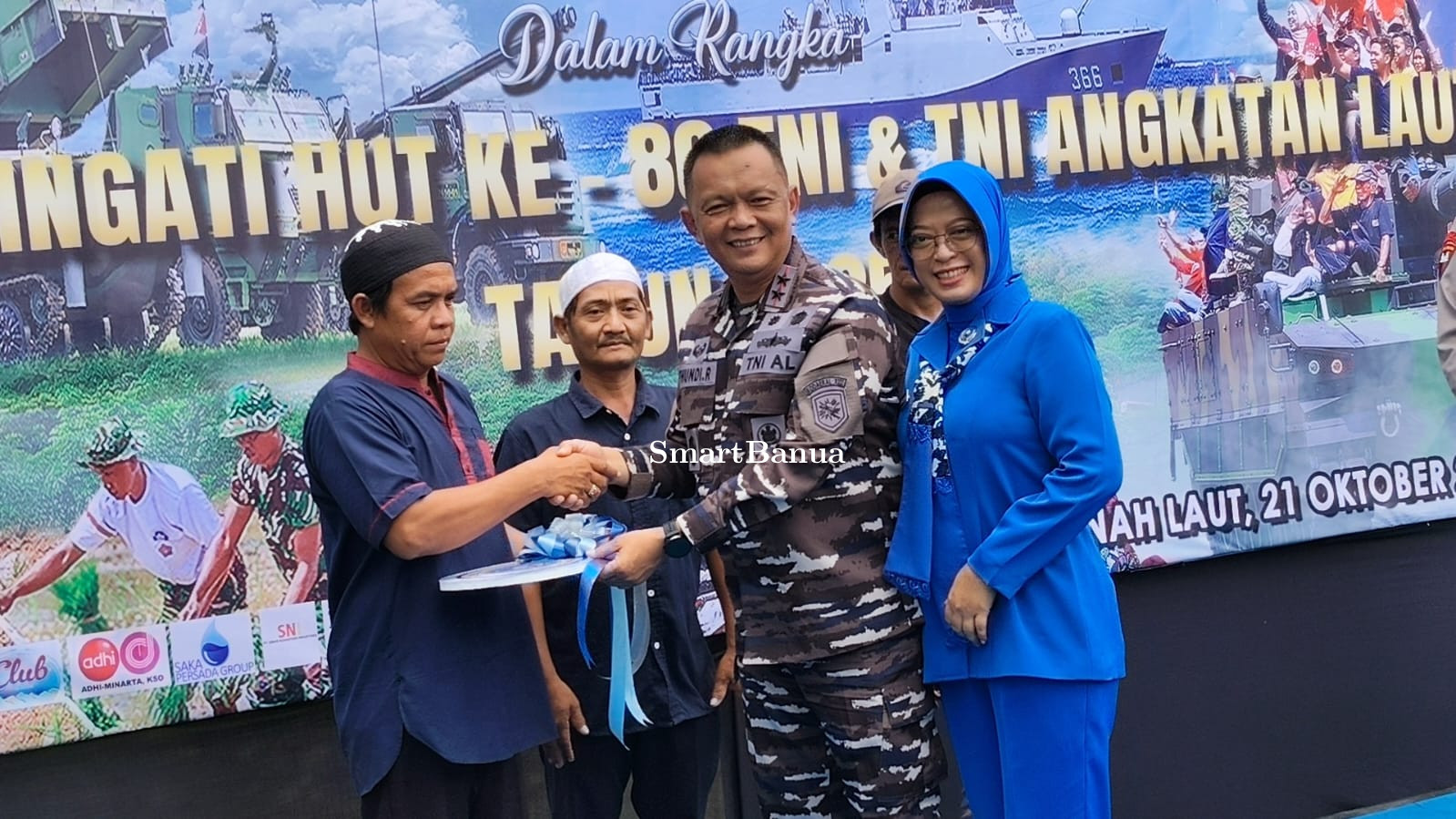 TNI Angkatan Laut Bedah Rumah Warga Hingga Baksos di Tanah Laut