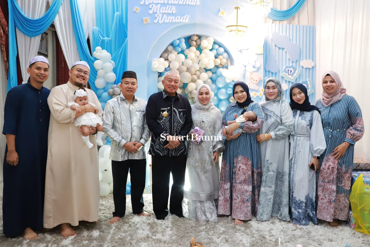 Syukuran di Kediaman Sekdaprov Kalsel, Ceramah KH. Ilham Humaidi Ingatkan Pentingnya Didik Anak