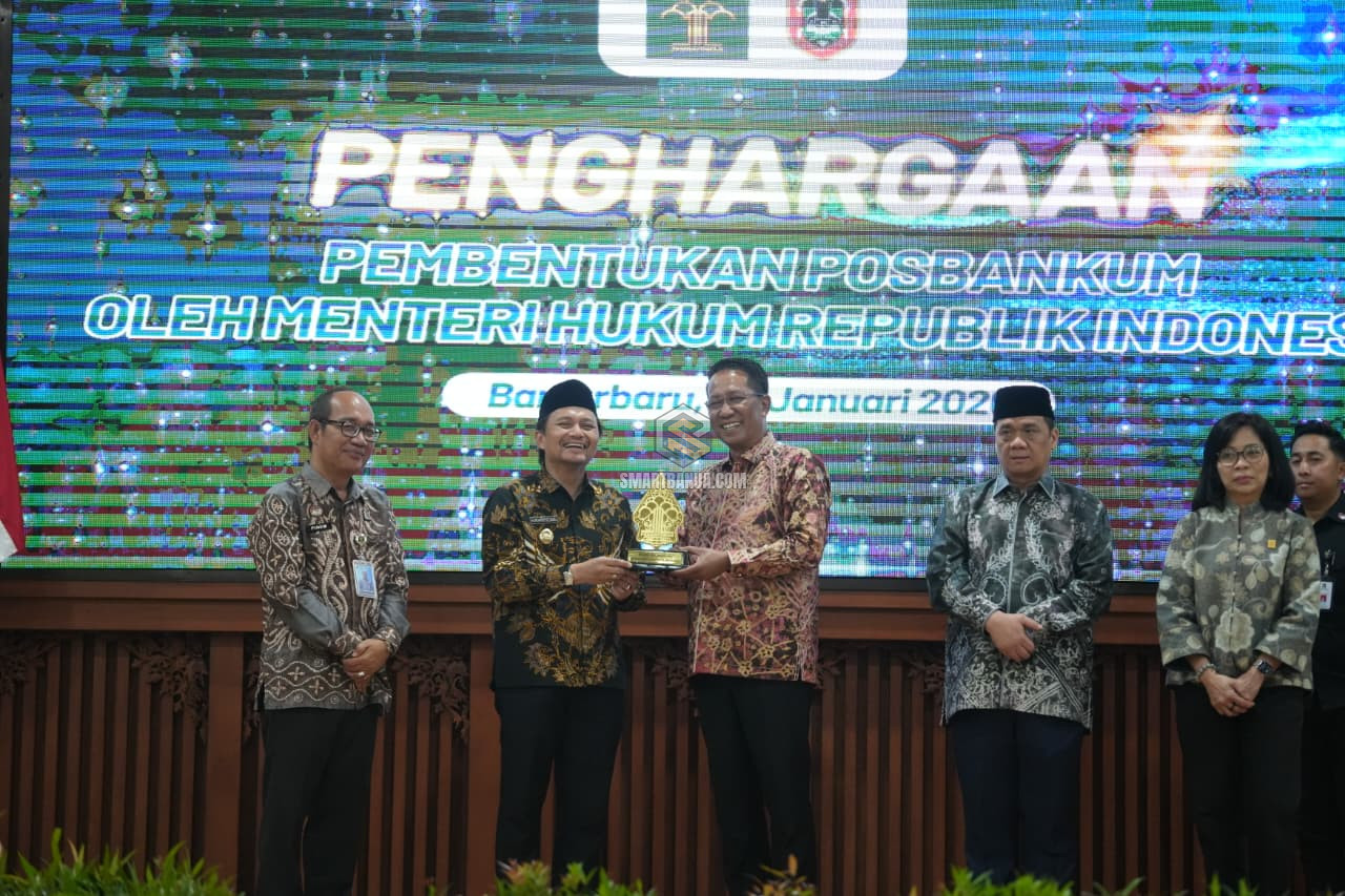 Menteri Hukum Supratman Didampingi Wagub Hasnuryadi Resmikan Pos Pelayanan  Huku...