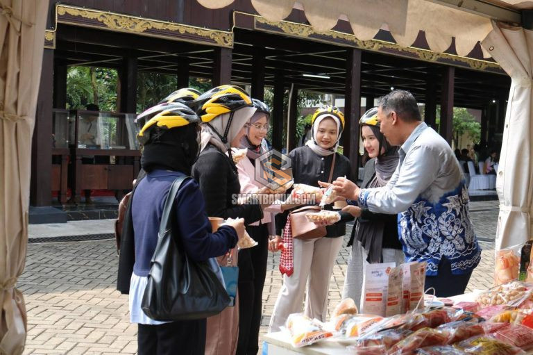 Kalsel Promosi Olahan Ikan Daerah ke Nasional