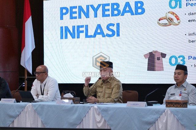 Gubernur Kalsel H. Muhidin Pimpin HLM TPID, Gerak Cepat Kendalikan Inflasi Jelan...