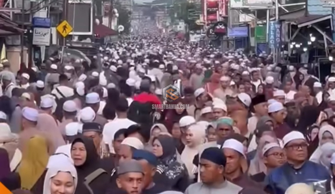 Puncak Momen 5 Rajab Haul Sekumpul di Martapura: Cuaca Berawan, Jutaan Jemaah Padati Musala Ar-Raudhah