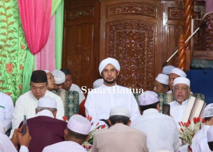 Sekdaprov Kalsel Hadiri Haul ke-21 Guru Cangkring Tapin; Momentum Pelajari  dan ...